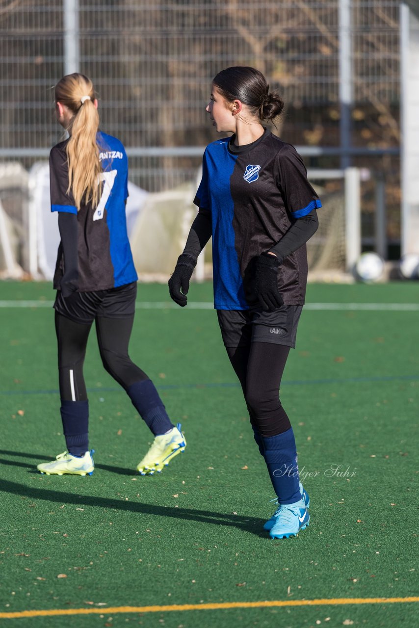 Bild 68 - wCJ VfL Pinneberg - SSV Rantzau : Ergebnis: 0:0